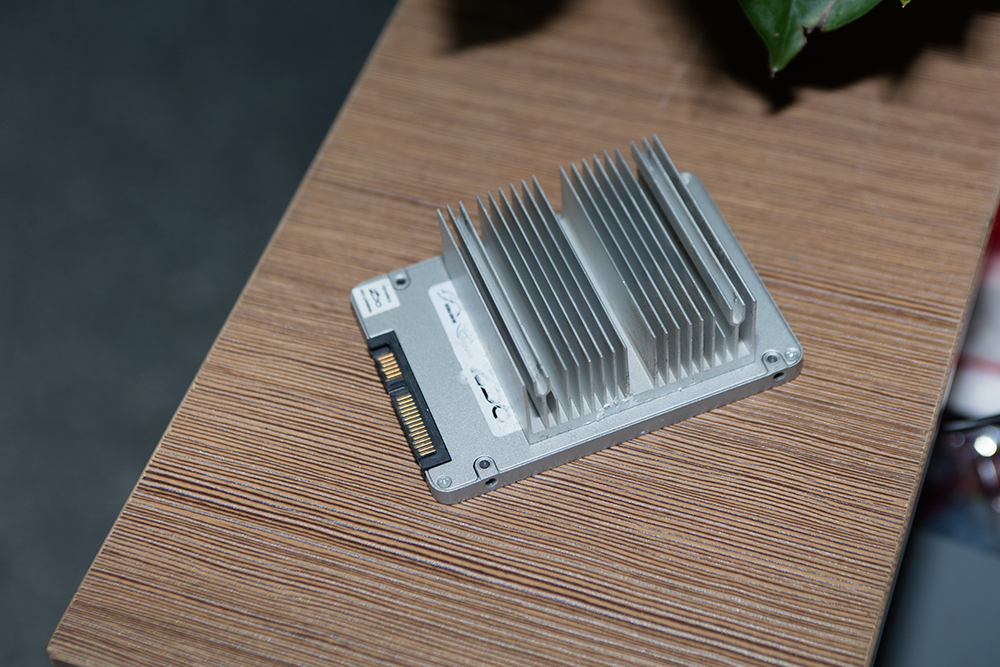 ssd固态硬盘缓存容量,ssd固态硬盘查看容量