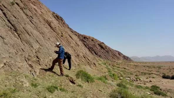 地质断层图,断层地质案例