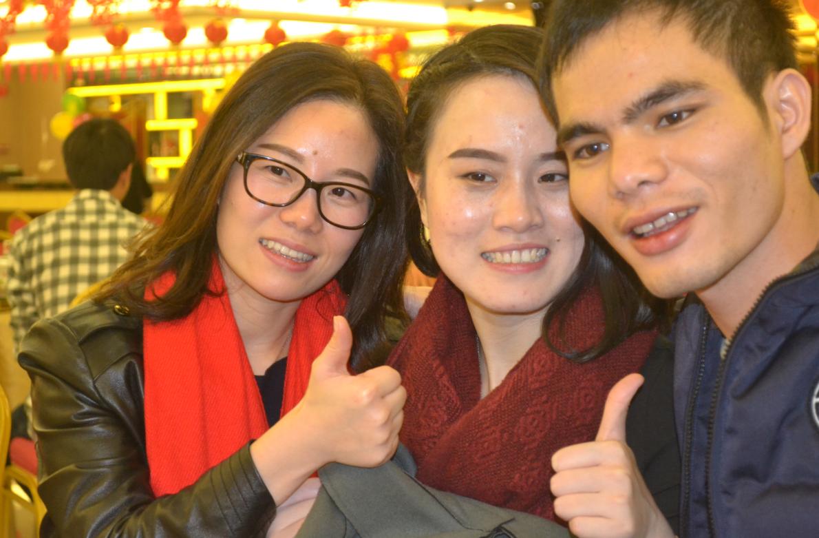 iphone7奖优秀员工不豪,42张图看爱唯2017年会