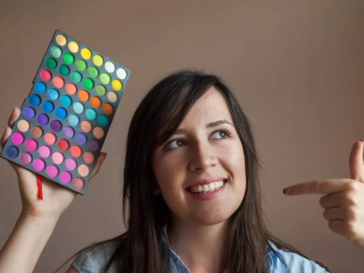 如何做化妆师作品集,三种人不能做化妆师