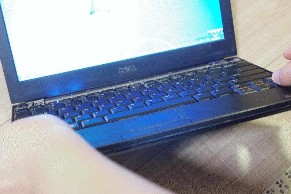 笔记本普通键盘换背光键盘,老款笔记本背光键盘