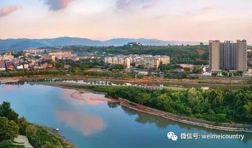 安静舒适的农村小城,安静祥和小镇规划