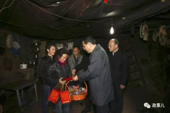 除了米面油肉，国家领导人还送过哪些年货？