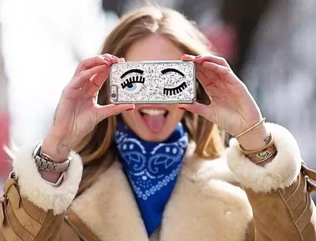 刘亦菲孙俪同款帽子,杨幂孙俪同款卫衣