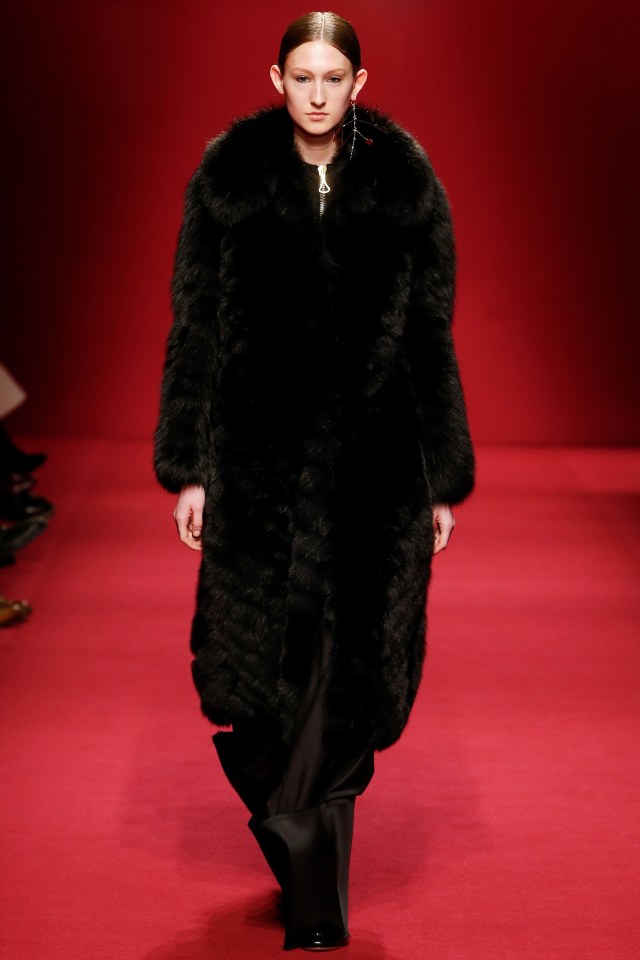 她，离开皮草只有2个月！