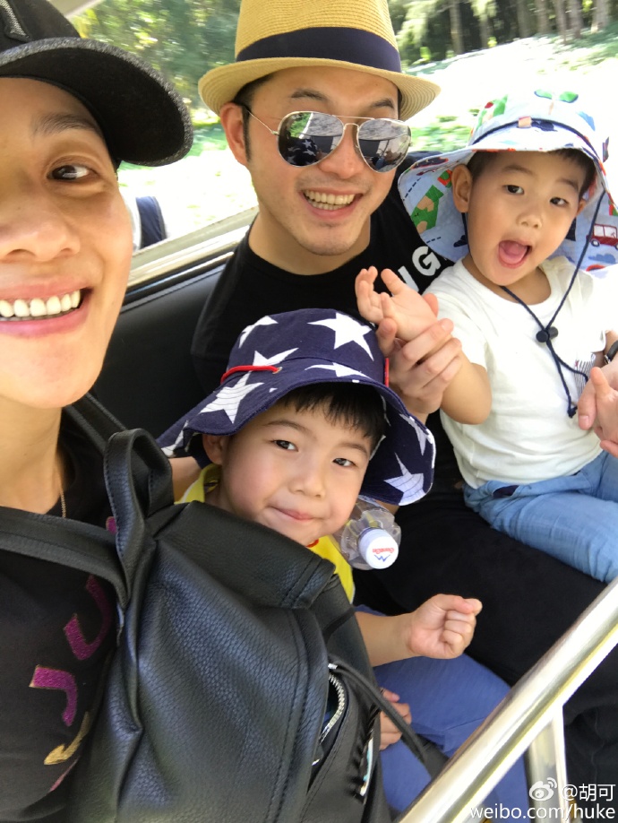 安吉考拉的视频,安吉考拉海边度假