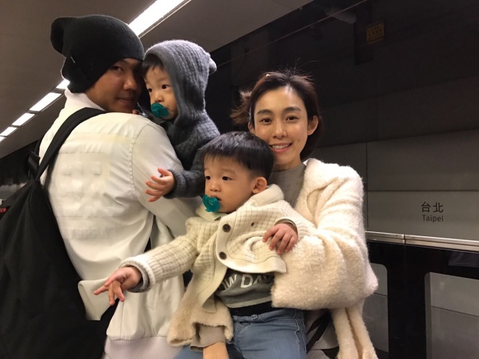 安吉考拉的视频,安吉考拉海边度假