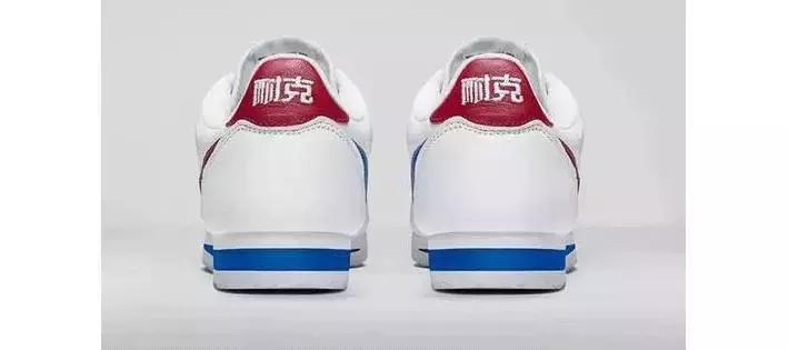 杨幂同款小白鞋阿迪达斯,杨幂小布鞋