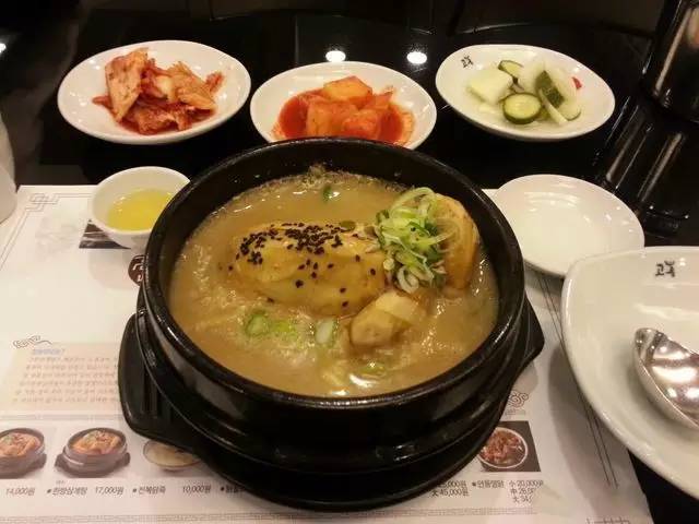 首尔、东京的街头美食每天都在拿钩子勾我，尤其这几家！