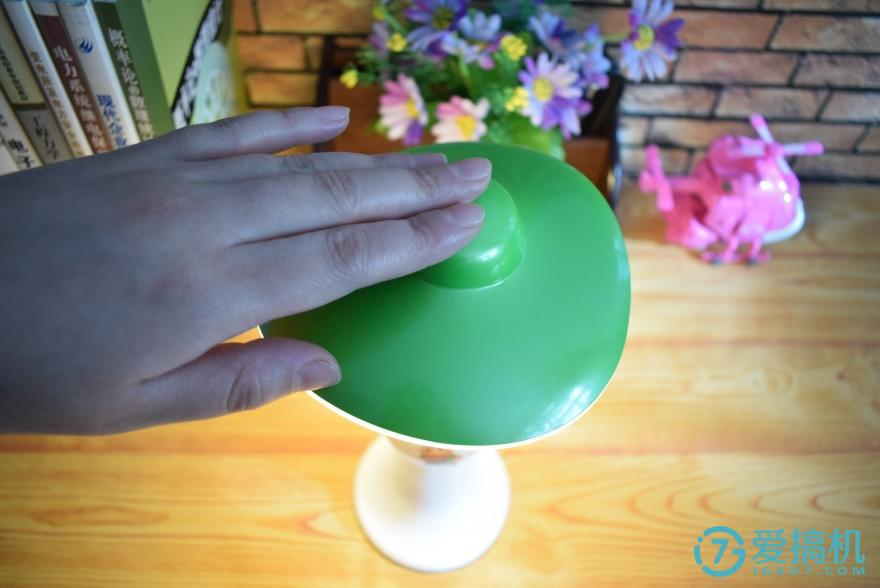 让孩子爱不释手的智能语音玩伴—虫虫派智能语音灯评测