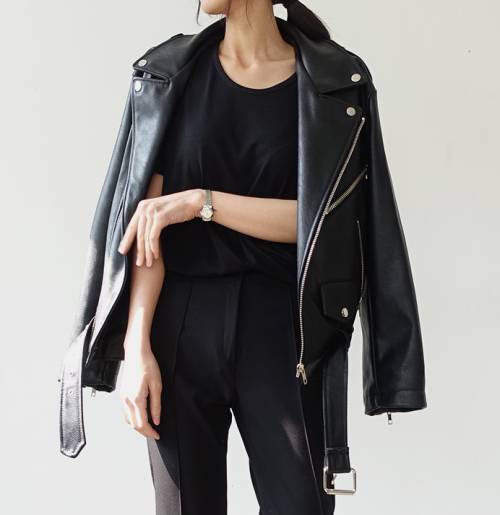 Madam问答室丨伊思和茱莉蔻，肩宽穿衣，显白口红，学生*党**粉底，高三*党**长痘