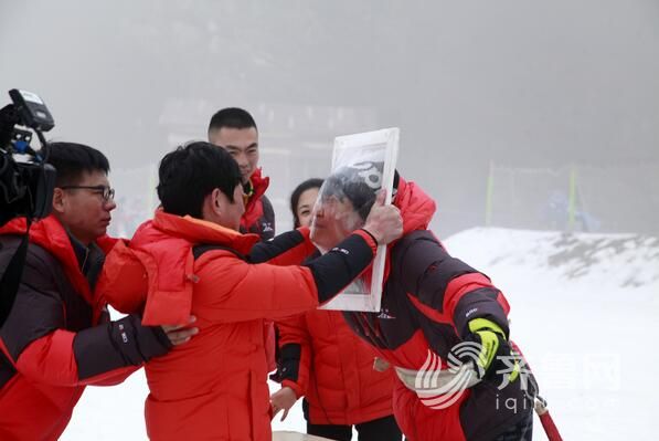 综艺频道2020过年天天乐,山东综艺过年天天乐大年初三