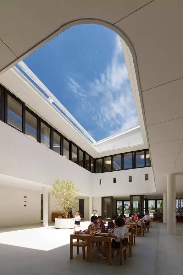 日本超牛幼儿园设计,日本大师设计幼儿园