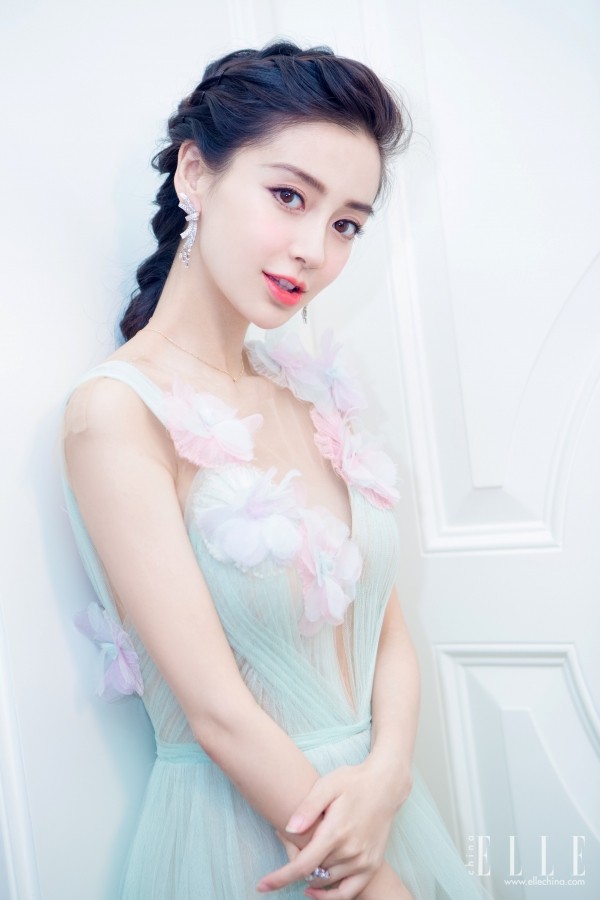 最火的唇妆教程,3d立体唇妆画法视频