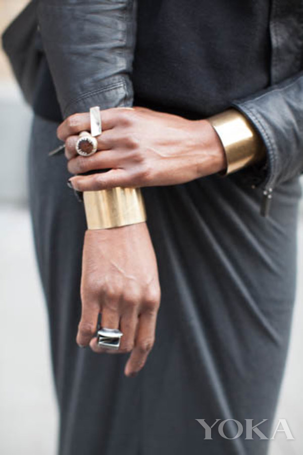 上班第一周没精神？让这些闪亮首饰为你提神醒脑