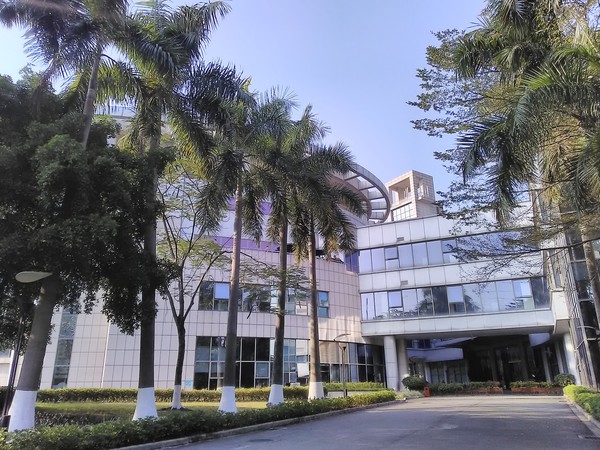 ivviV1M评测：除唯美设计，还支持电信黄金频段