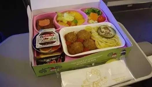 各个航空飞机餐排行,不同航空经济舱的飞机餐