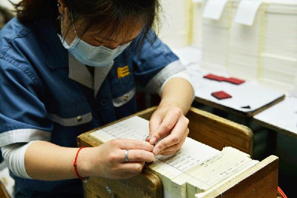 线装书制作用什么纸,线装书的制作方法有哪些