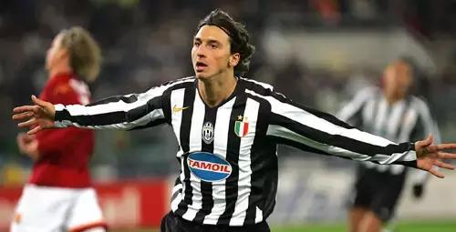 足球界的大吕布伊布拉希莫维奇,足球上帝转身