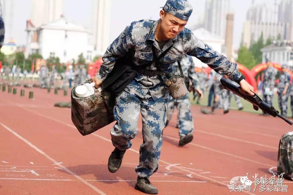 多彩军营战友,多彩军营