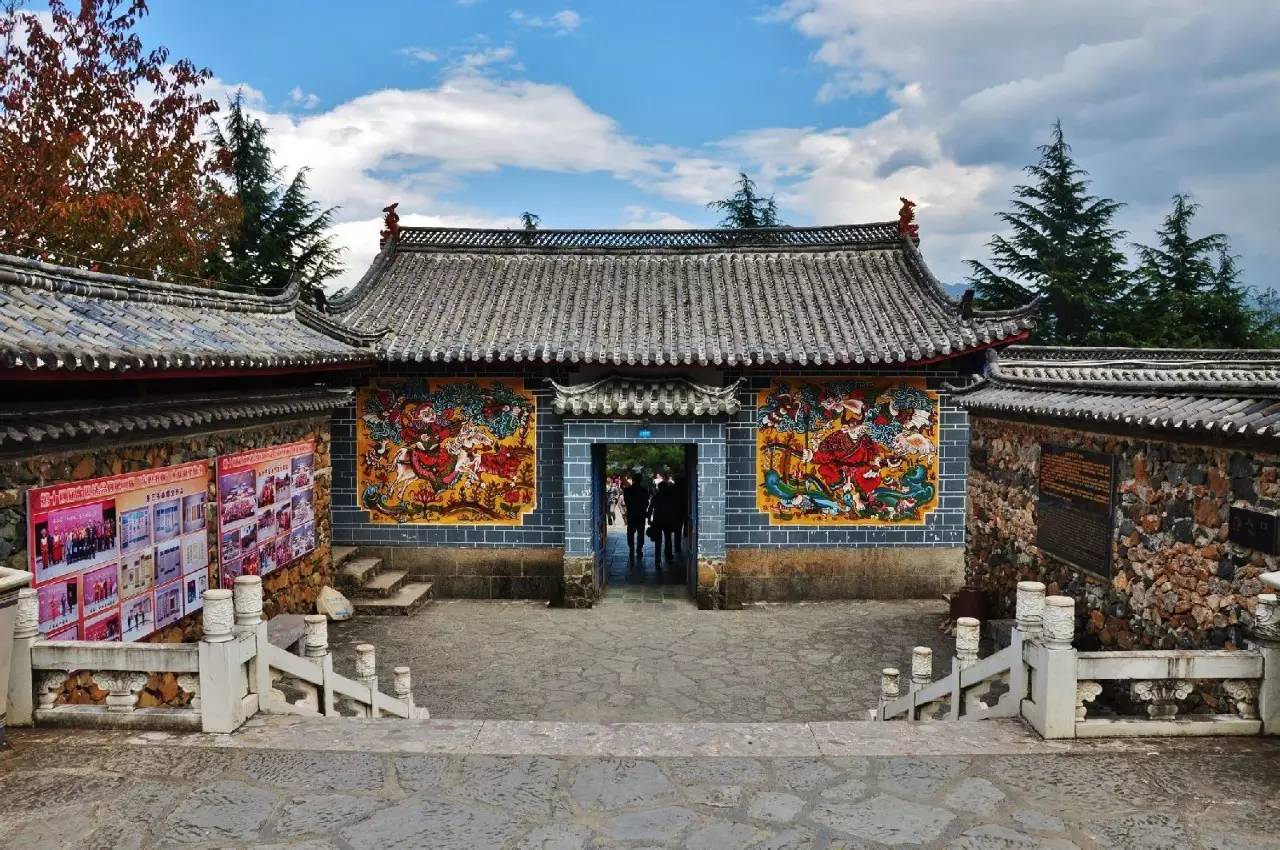 玉龙雪山旅游攻略 (玉龙雪山旅游攻略pdf)