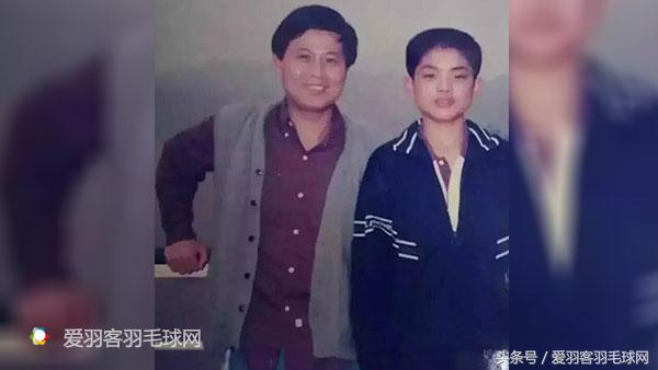 羽毛球教练新手入门教学,羽毛球教学陈教练