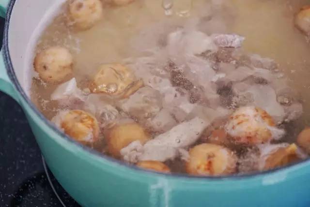 浜彈姘存灉鐢樼敎,浜彈鏃犺姳鏋滃甫鏉ョ殑鐢滆湝