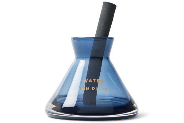 怎么提醒男朋友情人节送礼物 (怎么回复男朋友送的情人节礼物)