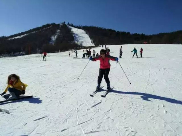 洛阳滑雪场伏牛山攻略,神灵寨滑雪攻略