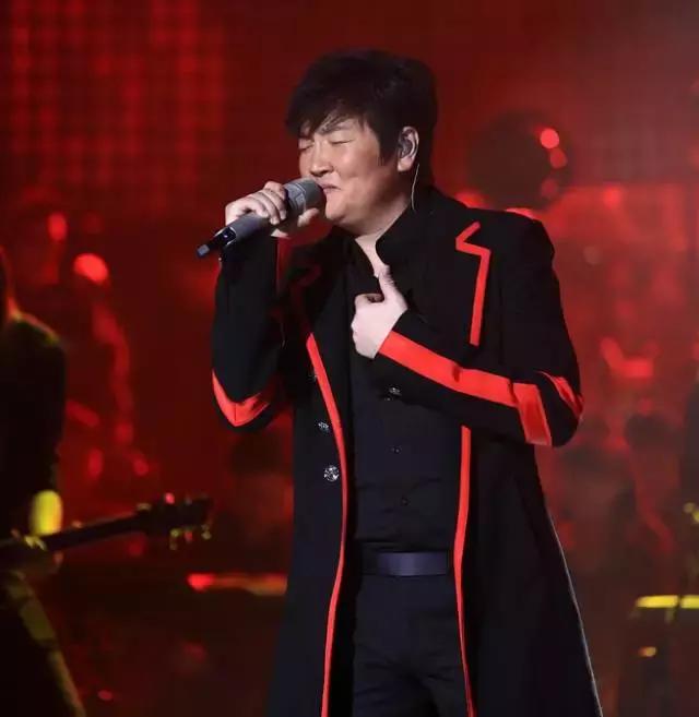他较真、激情又平和,只为华语乐坛“第一男声”