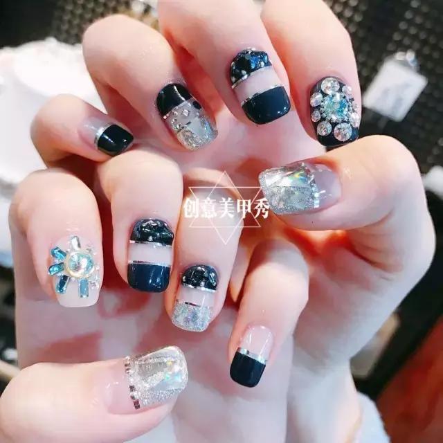 永不过时的5款美甲你做过几款,再不做美甲就要疯了音频