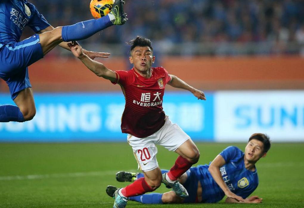 豪门对决的视频,豪门对决足球