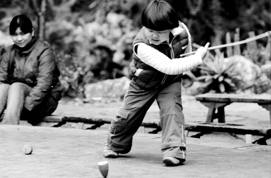 河北宁晋:捉老爬叉吃假货,老孩子头儿投鞋底楼儿