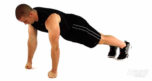 俯卧撑如何避免肩膀受伤,俯卧撑如何避免伤手腕