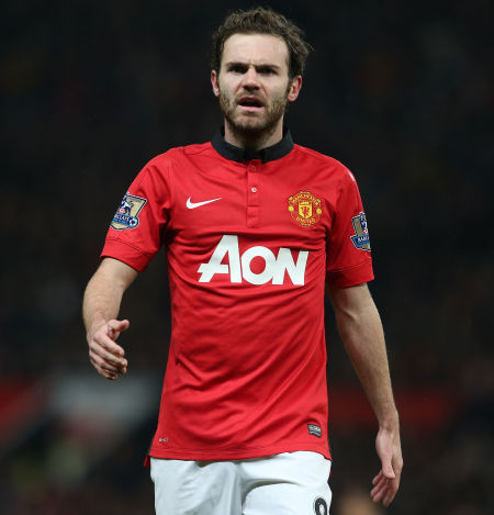 人民日报关于足球文章,人民日报男孩踢球