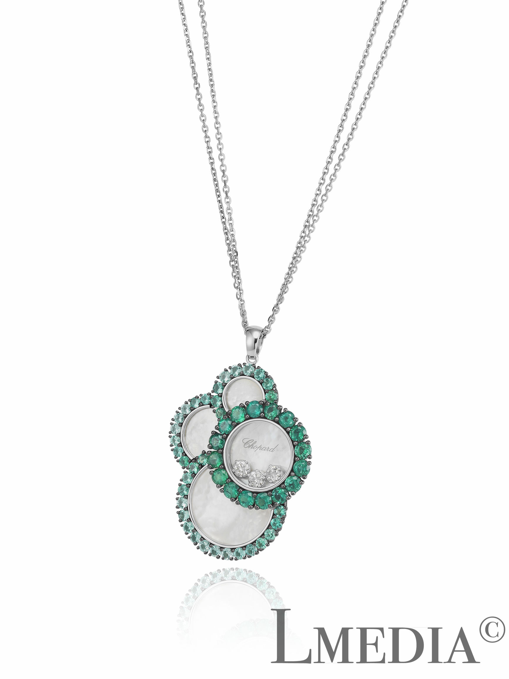 国际公认的绿宝石之王 (高贵柔美的绿宝石)