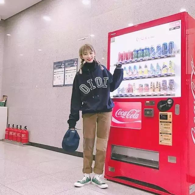 卫衣乱穿姿势,卫衣颠倒