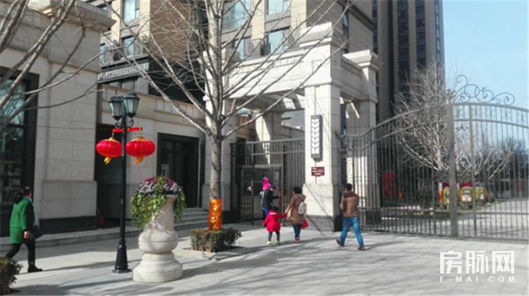 教育小区二手房买房,悦美国际和万科城润园哪个好