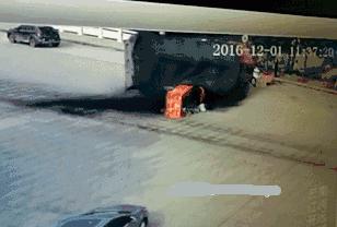 死神来了结局被车砸死第几部,死神来了的结局