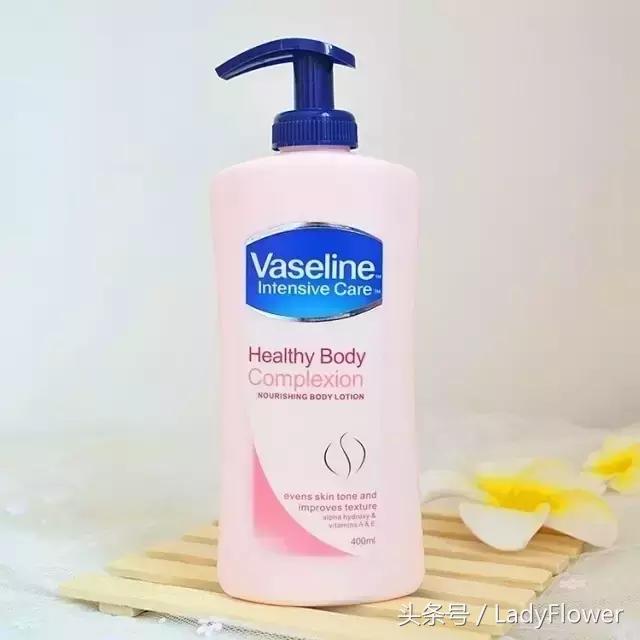 夏天适合用什么身体乳,选对身体乳冬天皮肤都能嫩出水