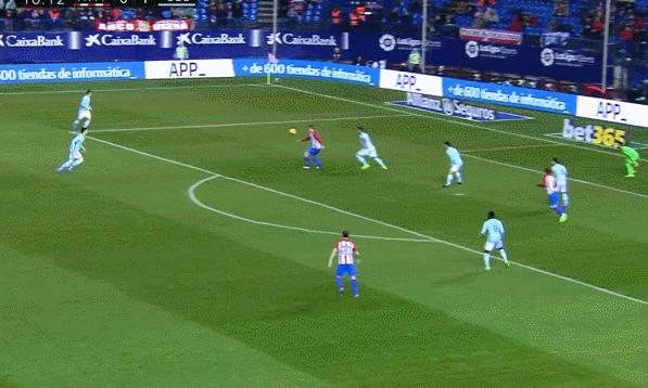 足坛十大逆天倒钩破门,足球十大倒钩进球排行榜