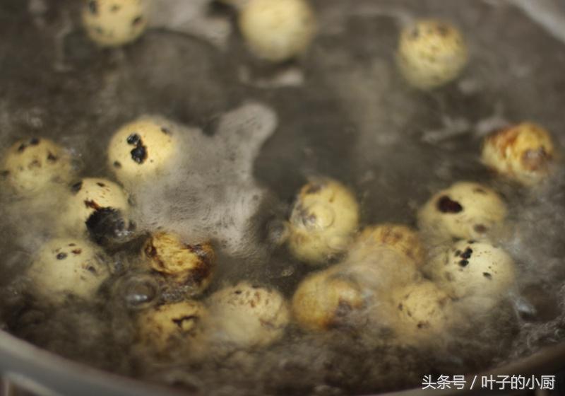 鹌鹑蛋怎么剥皮剥得快,剥鹌鹑蛋小妙招直播