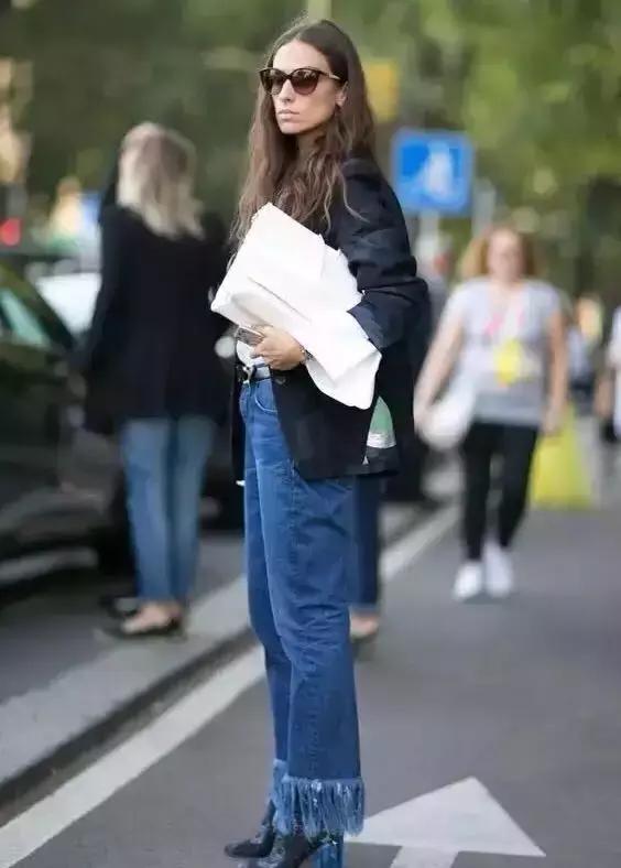 沈阳万象城牛仔裤专卖店,今年流行爆款裤子时髦牛仔裤