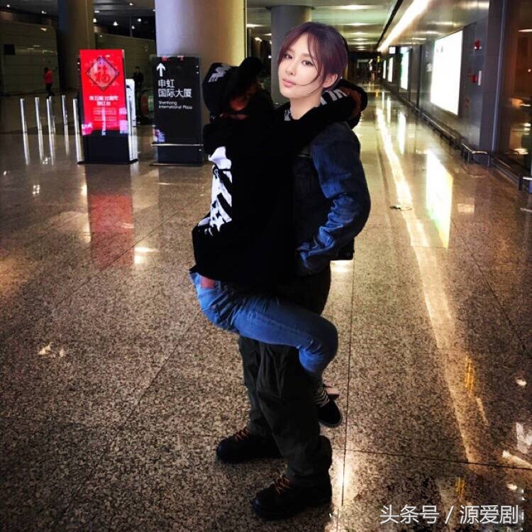 网球王子秦俊杰杨紫张一山,杨紫秦俊杰张一山合照微博