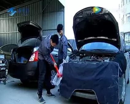 生活小妙招汽车玻璃润滑,汽车凹痕用开水管用吗