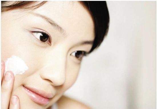 隔离和防晒和bb霜的正确顺序,用了bb霜可以不用防晒霜吗