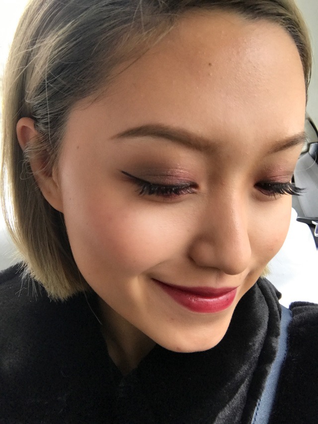 这个成都女孩说：不化眼妆的姑娘，活该你丑