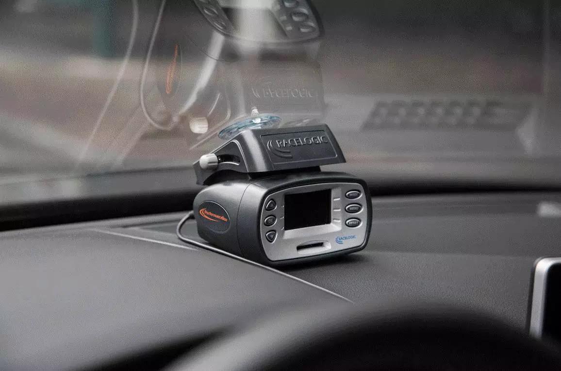 路上的鬼探头事件,路上的鬼探头是什么意思