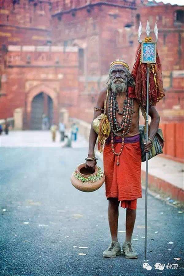 这个免签邻国最近因为一部电影又火了,简直美到逆天!