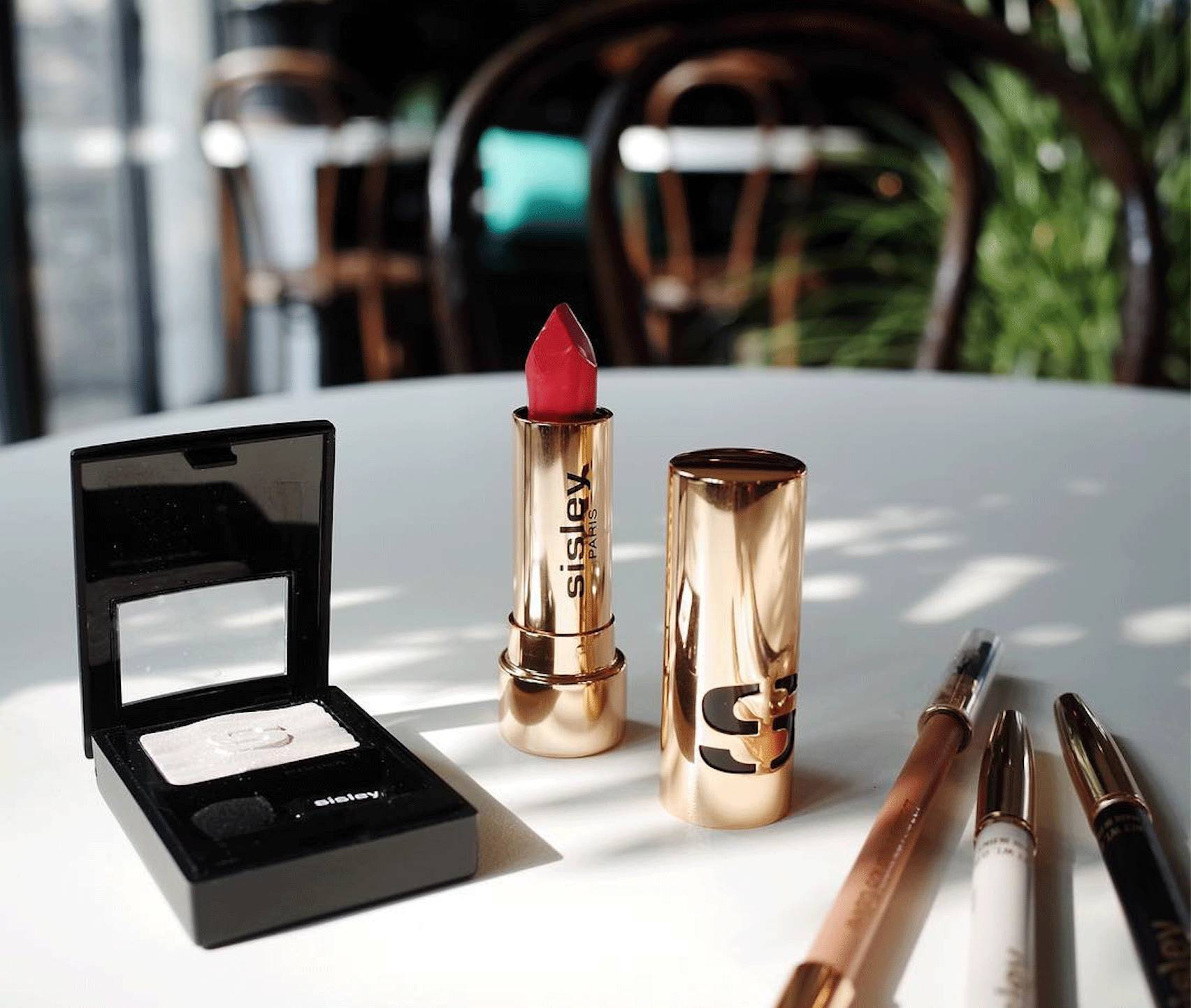 口红选得好，男神追着跑！